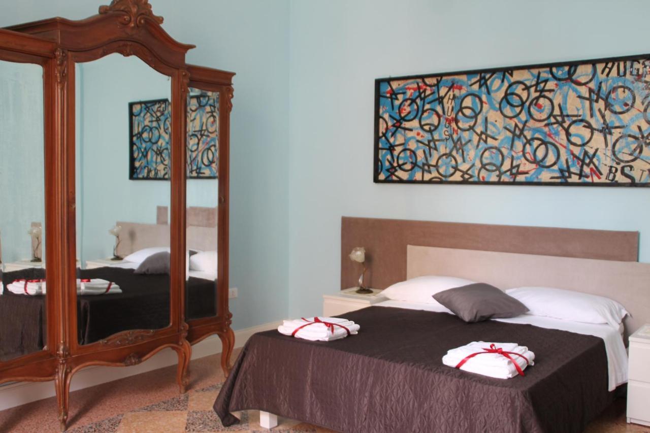 Villa degli Angeli Santa Maria al Bagno Esterno foto