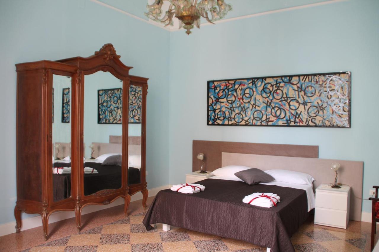 Villa degli Angeli Santa Maria al Bagno Esterno foto